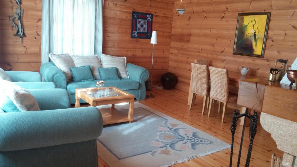 Vila Dovilas room 1