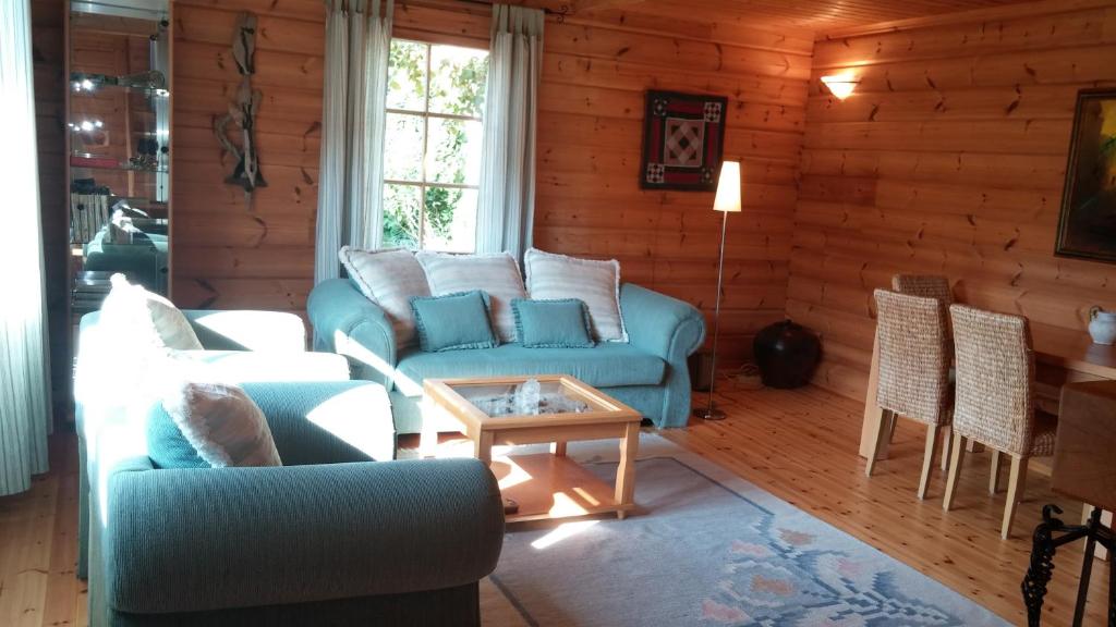 Vila Dovilas room 3